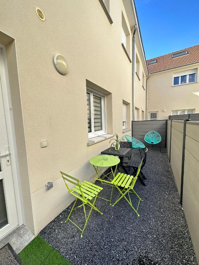 Le Remois - Charmant T2 - Renove - Parking - Cour Privative - Wifi Реймс Экстерьер фото
