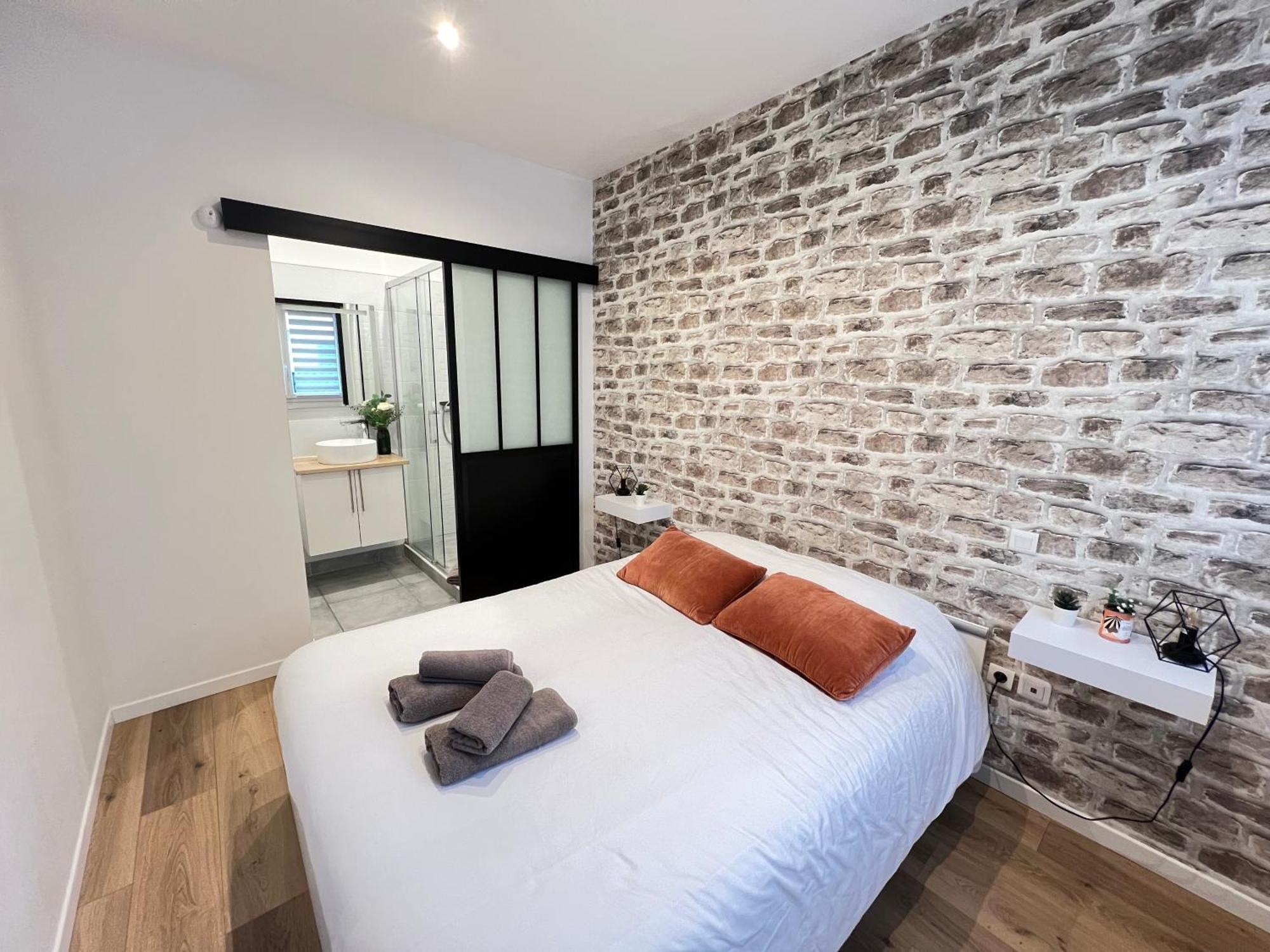 Le Remois - Charmant T2 - Renove - Parking - Cour Privative - Wifi Реймс Экстерьер фото