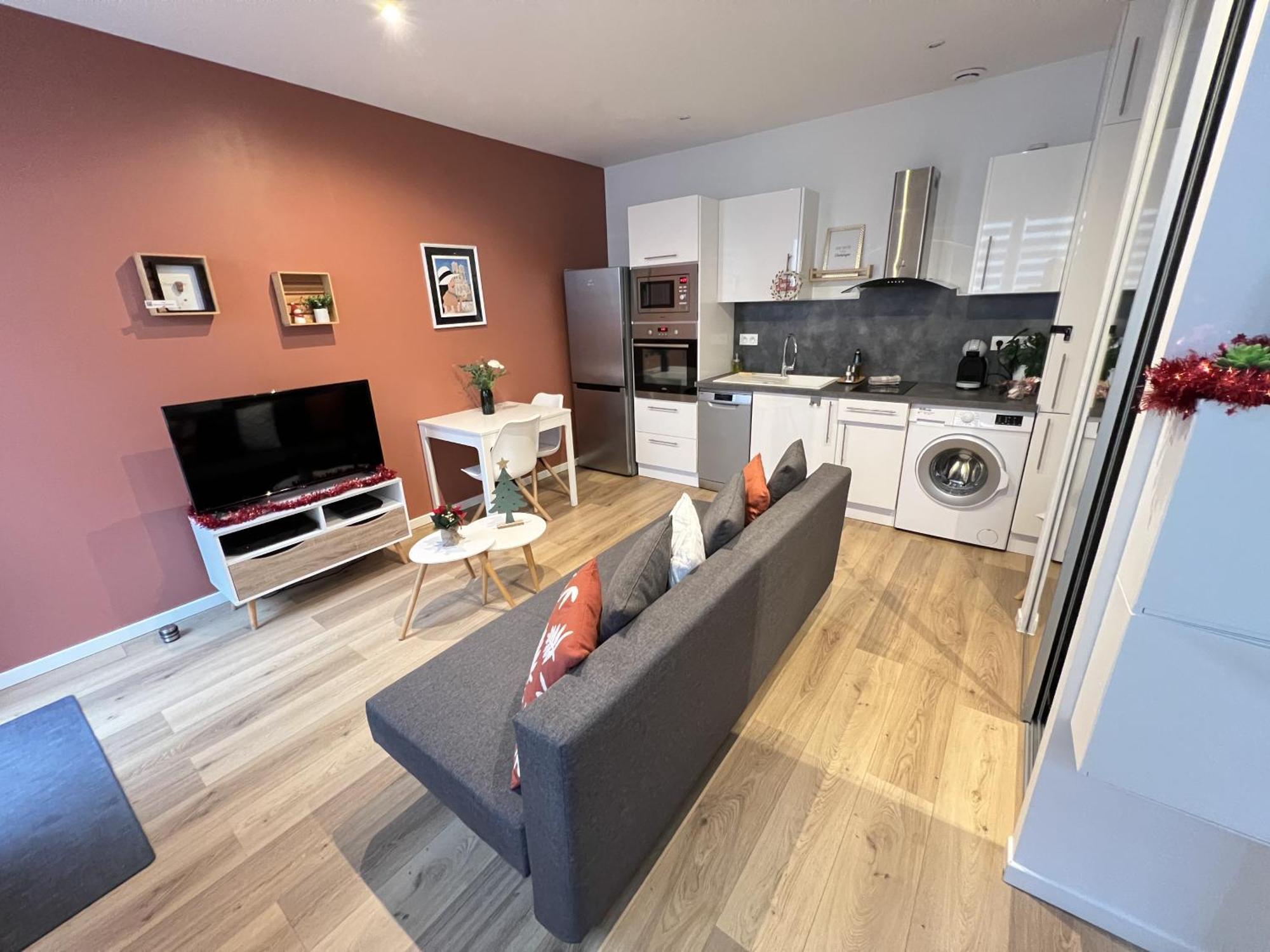 Le Remois - Charmant T2 - Renove - Parking - Cour Privative - Wifi Реймс Экстерьер фото